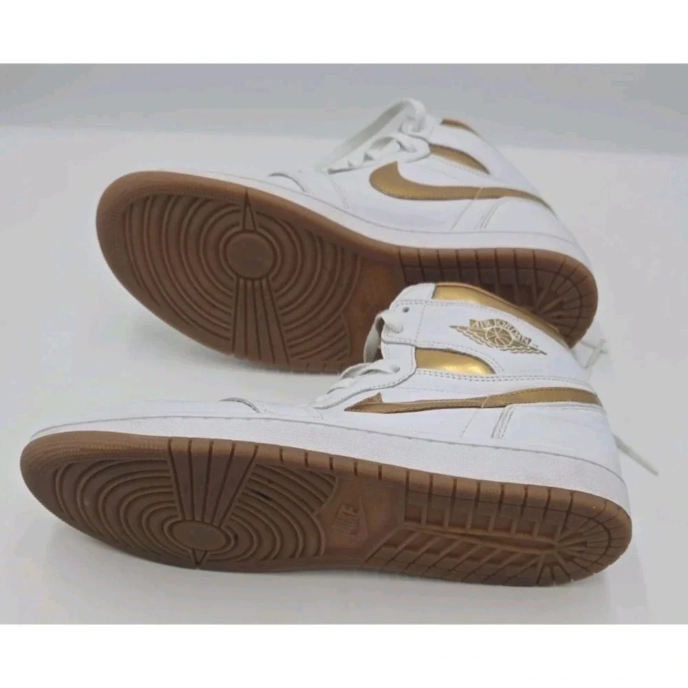 Jordan 1 Retro High OG Mens Shoes White-Metallic Gold FD2596-107 Basketball 11.5